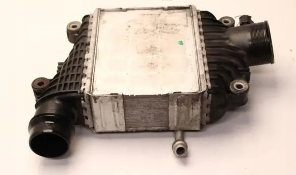 Jaguar XE Intercooler radiator GX736K775AB