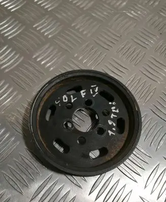 Volkswagen Golf IV Power steering pump pulley 038145255B