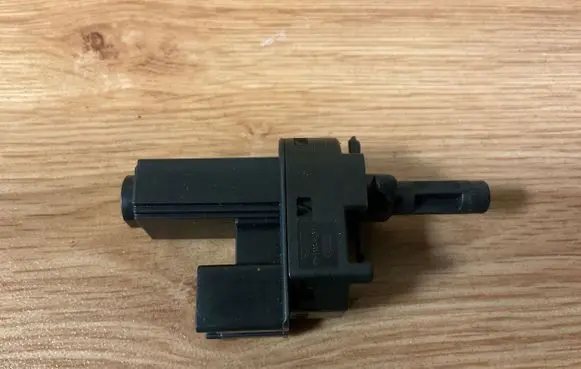 Ford Focus Clutch pedal sensor 4M5T7C534AA