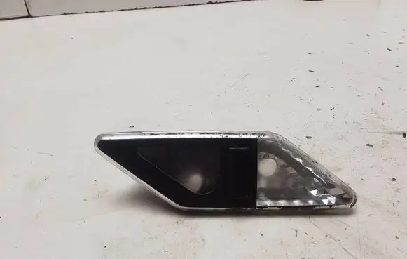 BMW 3 E46 Rear seat light 2JA00787701
