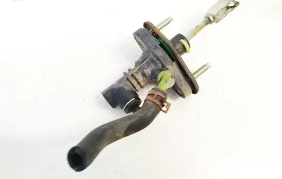 Toyota Avensis T270 Clutch master cylinder