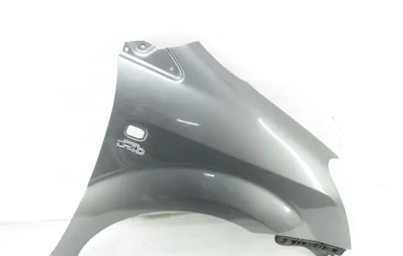 Toyota Corolla Verso E121 Fender 