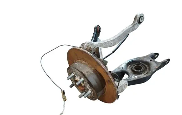 Rear wheel hub spindle/knuckle