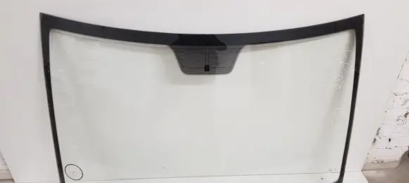 Mercedes-Benz Vito Viano W639 Front windscreen/windshield window 