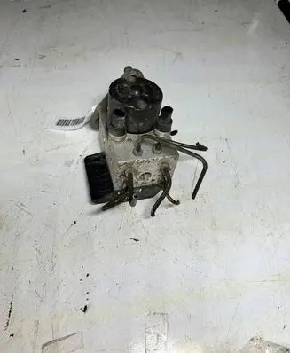 Mercedes-Benz A W168 ABS Pump 0130108096