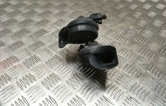 Volkswagen Polo Horn signal A28657625