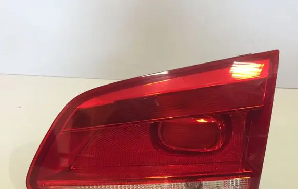 Volkswagen PASSAT B7 Tailgate rear/tail lights 3AF945094B