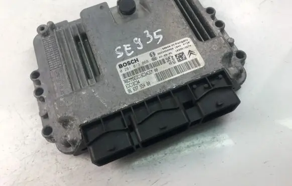 Peugeot 207 Engine control unit/module ECU 9663755480 0281013868