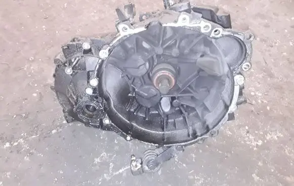 Volvo V70 Manual 5 speed gearbox T1GH4 9482405