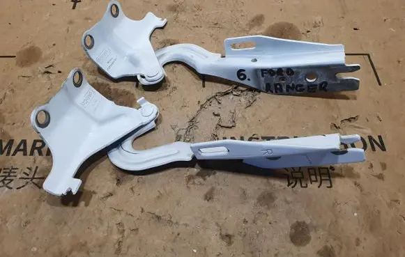 Ford Ranger Engine bonnet/hood hinges P3916801AD