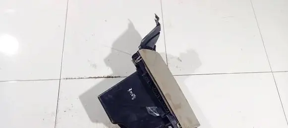 Citroen C5 Glove box