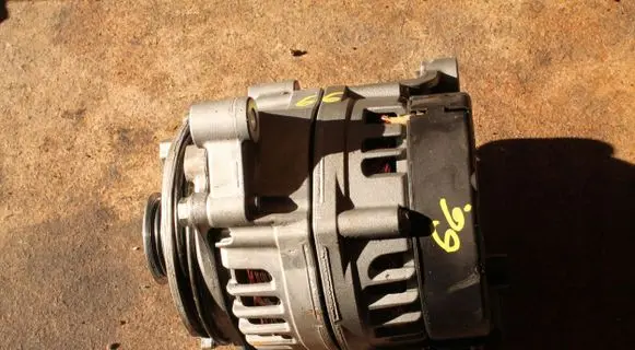 BMW X5 E53 Generator/alternator 906