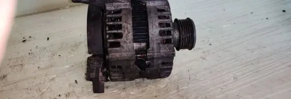 Volvo S40 Generator/alternator 0121715008