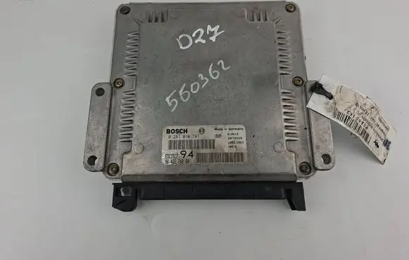 Peugeot 307 Engine control unit/module 9643524880 0281010747
