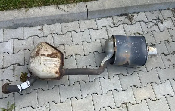 Mercedes-Benz SLK R170 Muffler/silencer 1704910500 1704910400