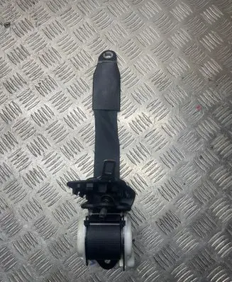 Infiniti FX Front seatbelt 
