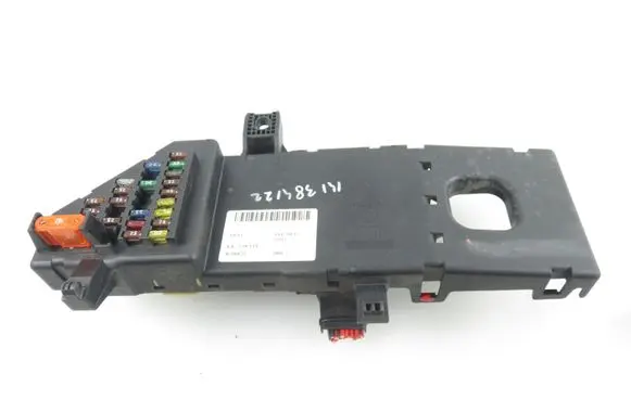 Opel Vectra C Fuse box set 24400590