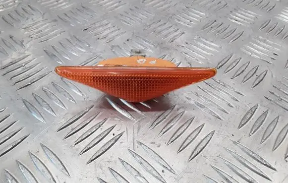 Ford Focus Front fender indicator light XS4H3K354A