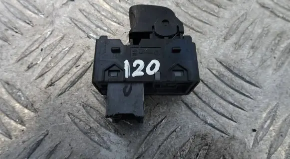 Hyundai i20 Active Electric window control switch 93581Q0000