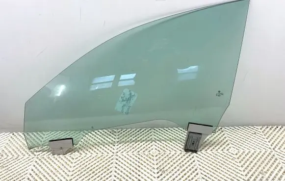 Volkswagen Arteon Front door window glass four-door 