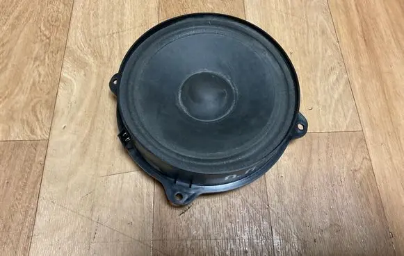 Alfa Romeo 147 Front door speaker 51721951 C818