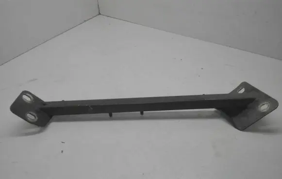 Audi A8 S8 D3 4E Fender mounting bracket