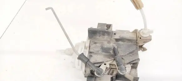 Audi A4 S4 B5 8D Front door lock 8D1837016E
