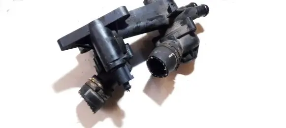 Skoda Octavia Mk2 (1Z) Engine coolant pipe/hose 03c121118c