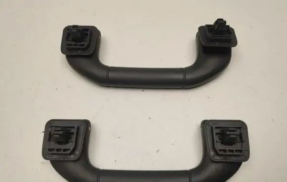 Mercedes-Benz C W204 Front interior roof grab handle A2048100051