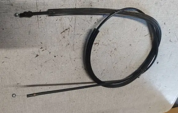 Engine bonnet/hood lock release cable