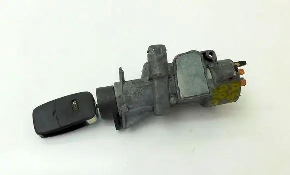 Audi A6 S6 C5 4B Ignition lock 193456