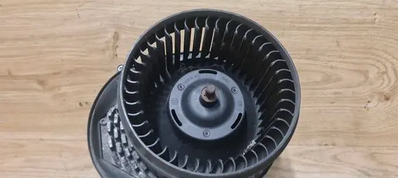 Heater fan/blower