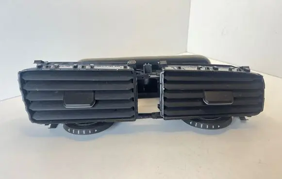 Volkswagen Golf VII Dash center air vent grill 5G1819728 5G1815736