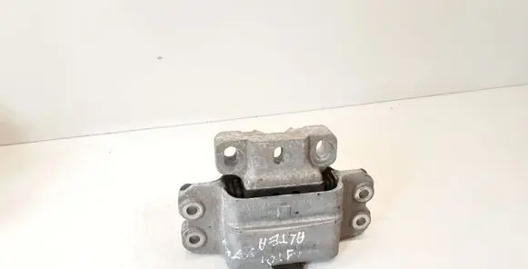 Seat Altea Gearbox mount 1K0199555M