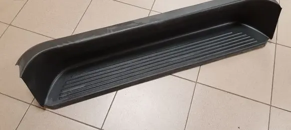 Rear sill trim cover
