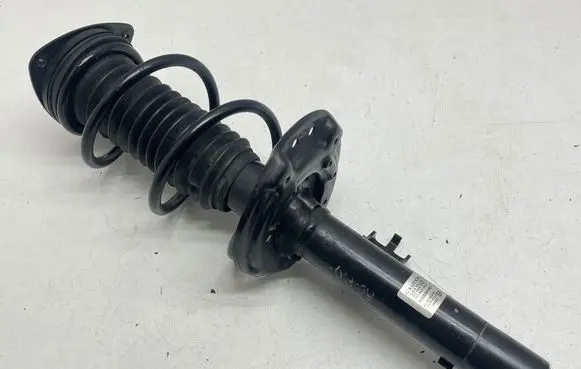 Nissan Rogue Front shock absorber with coil spring 543026RA1D 230506 1A101572A
