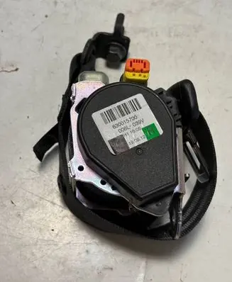 Volvo XC90 Third row seat belt 31484584