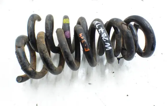 Mercedes-Benz E C207 W207 Rear coil spring 