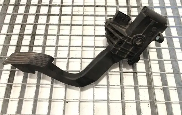 Peugeot Boxer Accelerator throttle pedal 1369473080