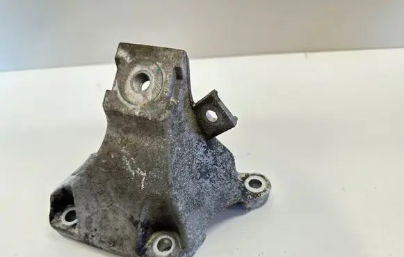 Audi A6 S6 C6 4F Engine mounting bracket 4F0199308AB
