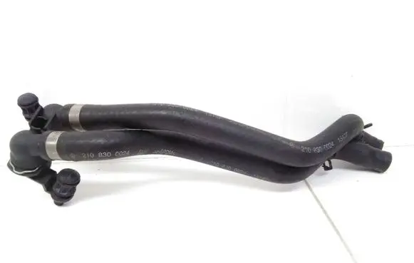 Mercedes-Benz E W210 Engine coolant pipe/hose 2108300024