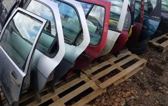 Seat Ibiza II (6k) Rear door