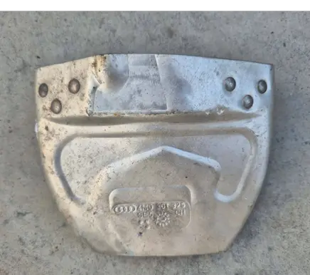 Audi Q7 4M Exhaust heat shield 4M0301325