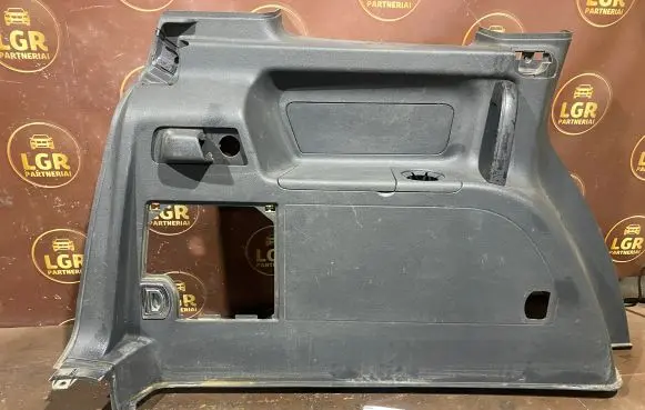 Volkswagen Touran I Other trunk/boot trim element 1T0867035D
