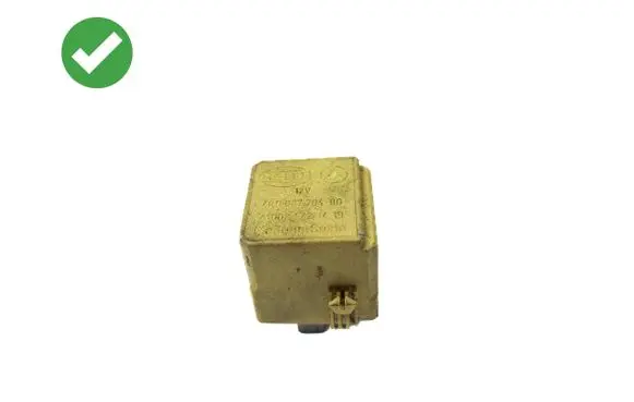 Mercedes-Benz CLK A209 C209 Other relay A0025421419 4RD007704 4RD00770400