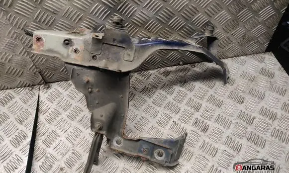 Opel Zafira B Headlight/headlamp mounting bracket 13145238