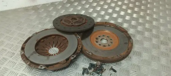 Opel Zafira A Clutch set kit 1208067