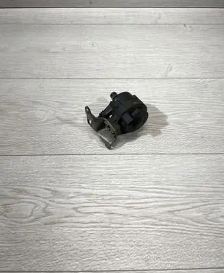 BMW 3 F30 F35 F31 Electric auxiliary coolant/water pump 7643949