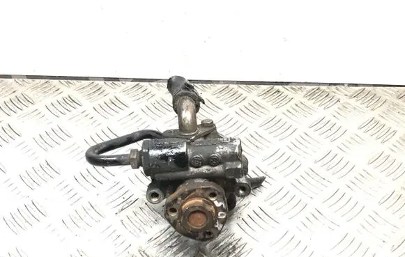 Volkswagen Polo III 6N 6N2 6NF Power steering pump 60401 2FAB