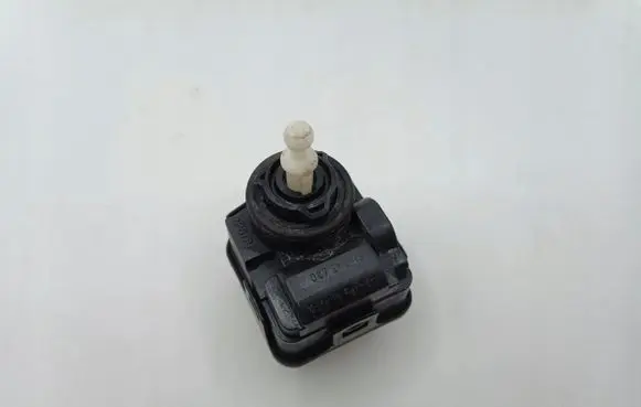 Audi A3 S3 A3 Sportback 8P Headlight level adjustment motor 00728213